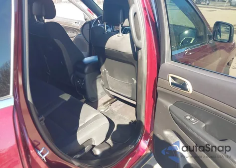 2016 Jeep Grand Cherokee Laredo from USA, damaged, VIN 1C4RJFAG2GC413534